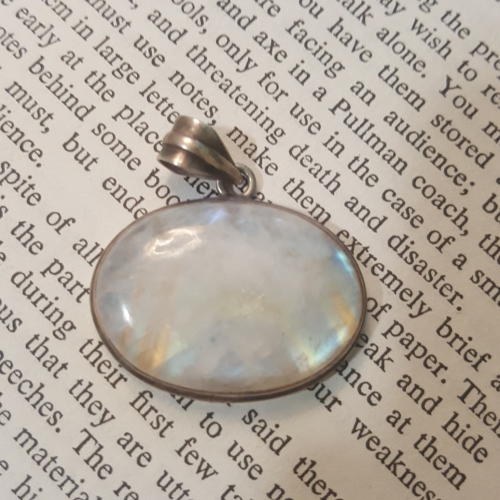 Moonstone pendent